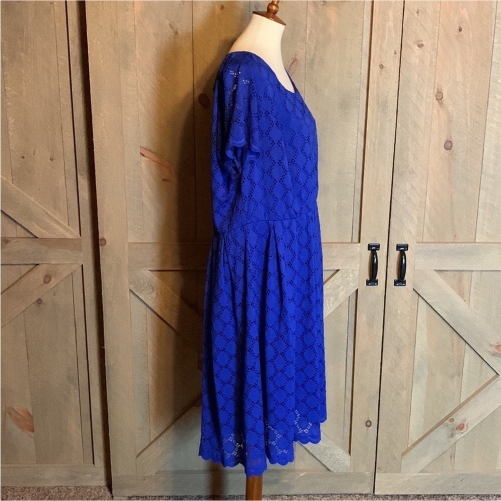 RN Studio by Ronni Nicole cobalt blue eyelet lace dress Size 2X - Picture 2 of 11